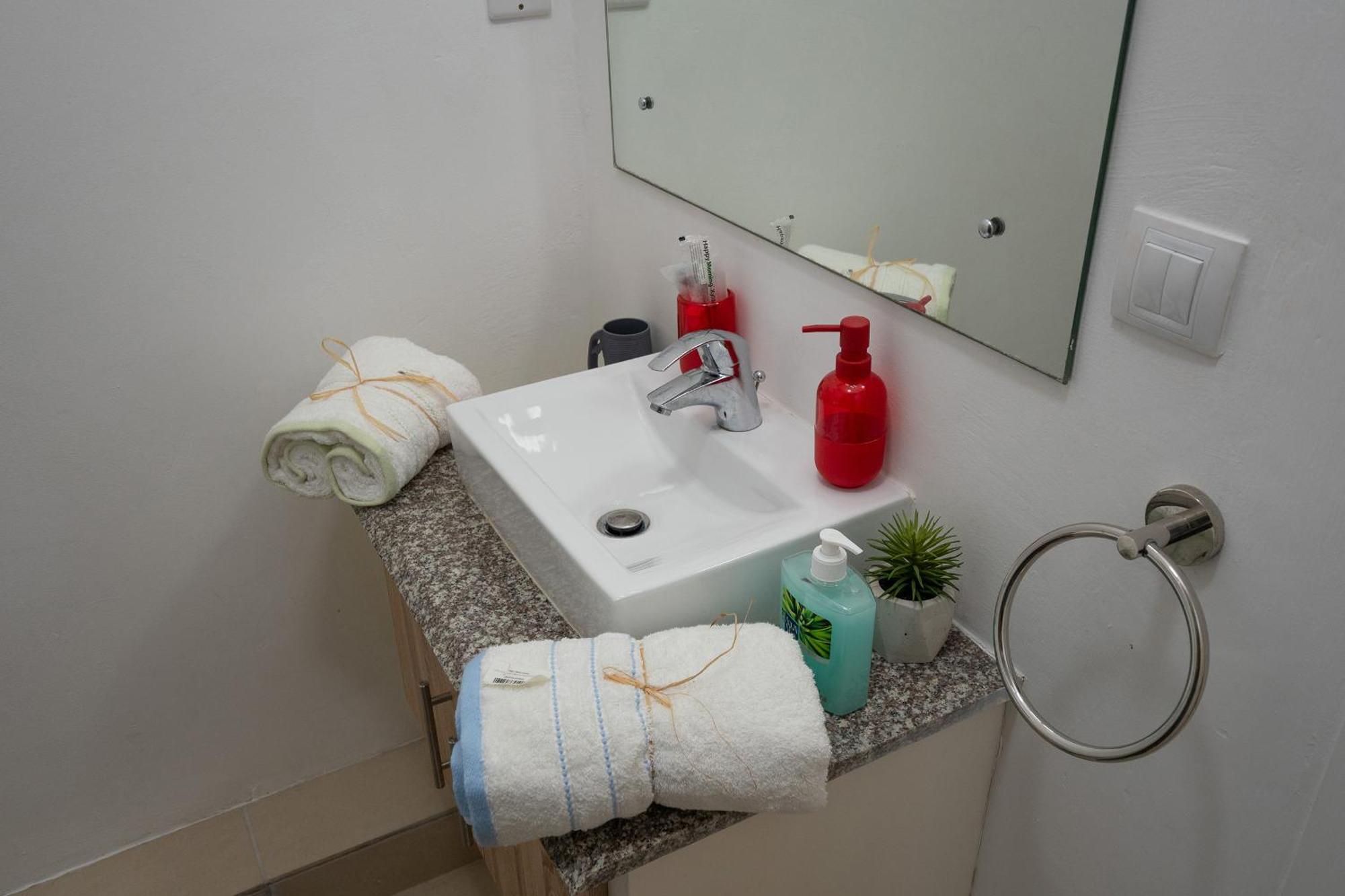 Luxury Beachfront Duplex, Coin De Mire View / 3Bed Cap Malheureux Esterno foto